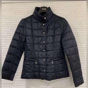 Tumi Women’s Quilted Buttoned Jacket. Color Navy. Size Medium